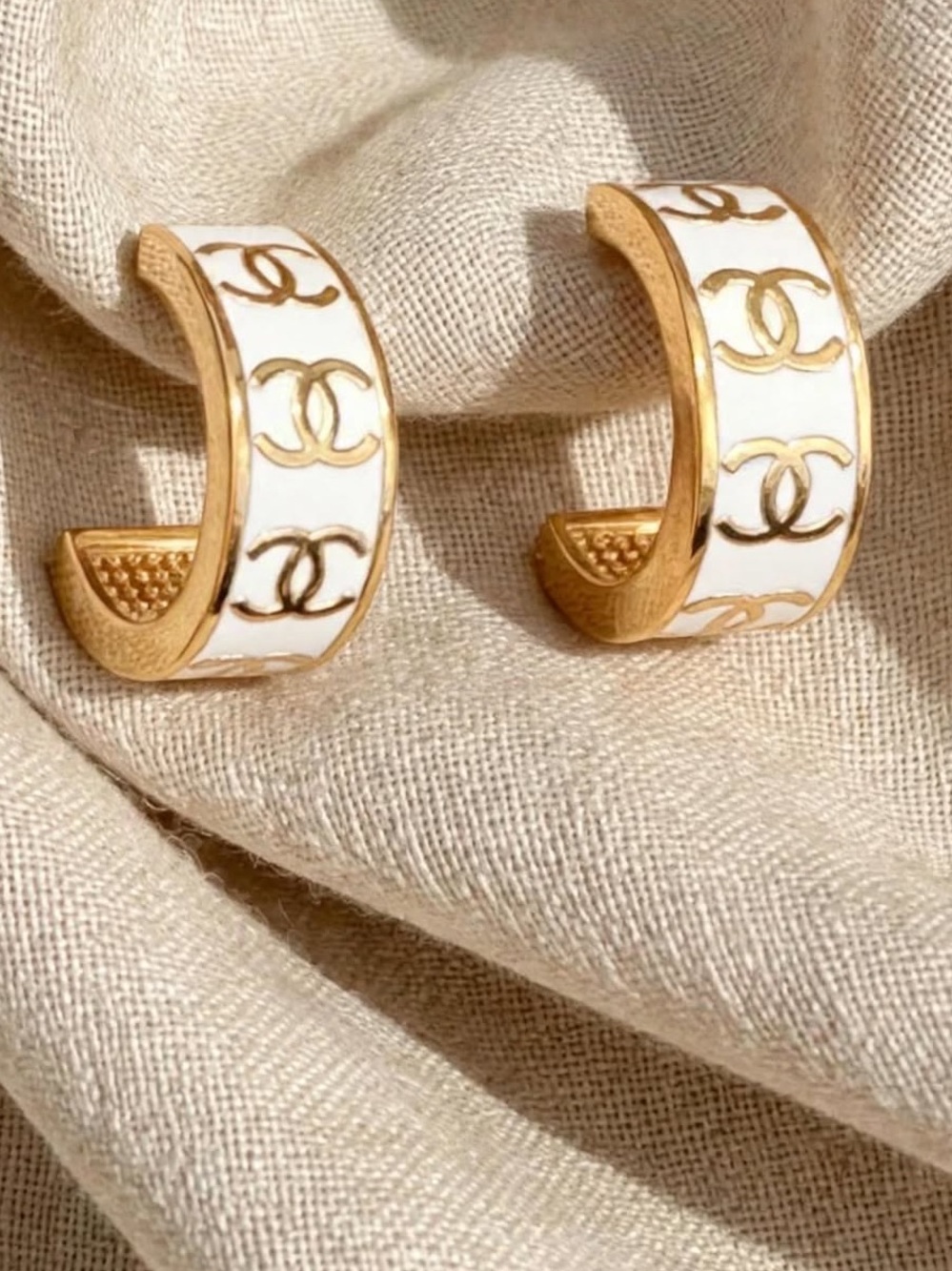 ❣️Chanel Inspired White Enamel Gold Tone Double CC Hoop Earrings |Signed, NWT - Picture 1 of 9